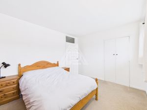 Photo 24- click for photo gallery